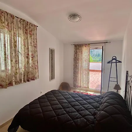 Apartamento Atico Puerta De La Alpujarra